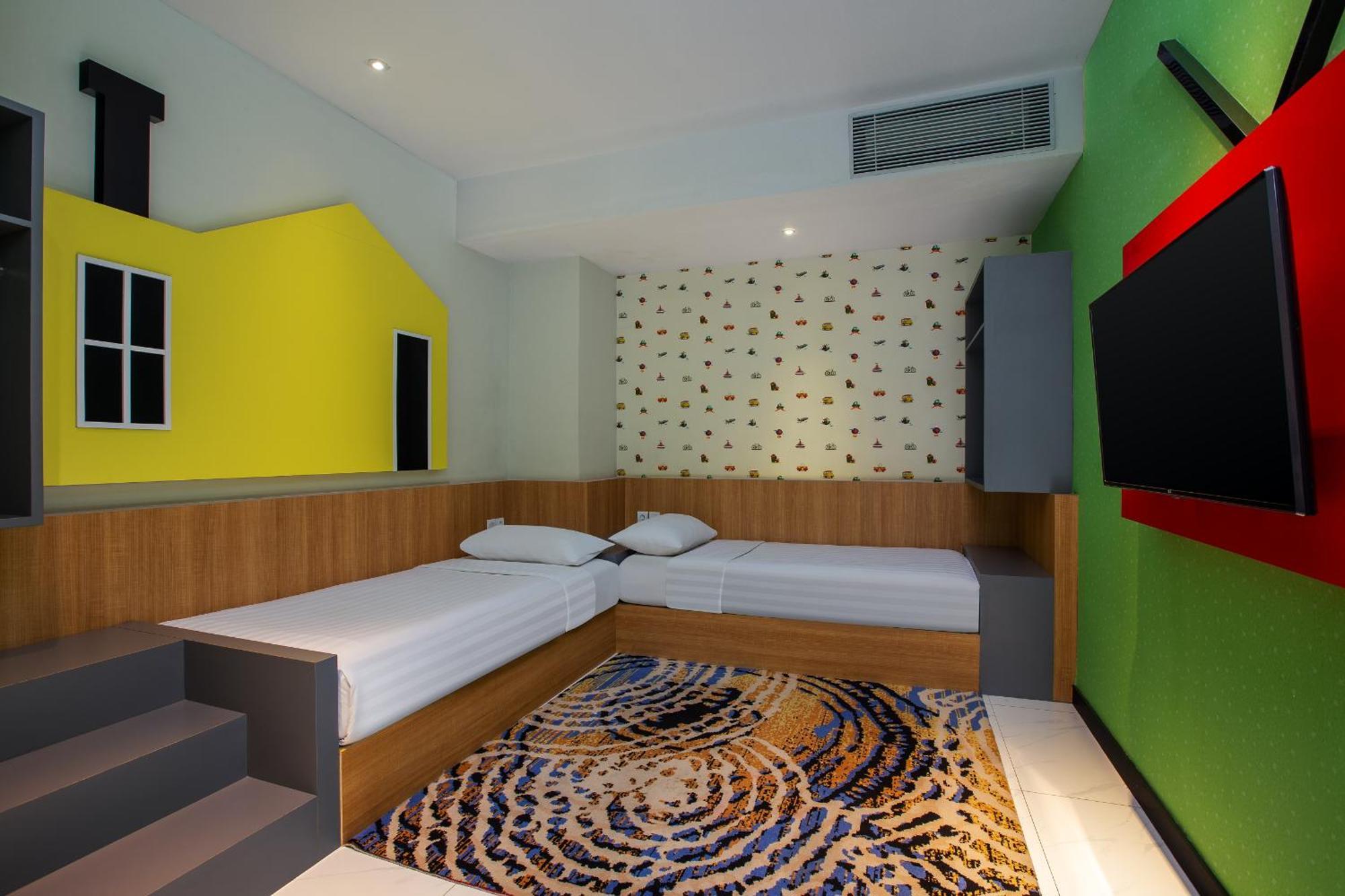 Aston Inn Tasikmalaya Esterno foto