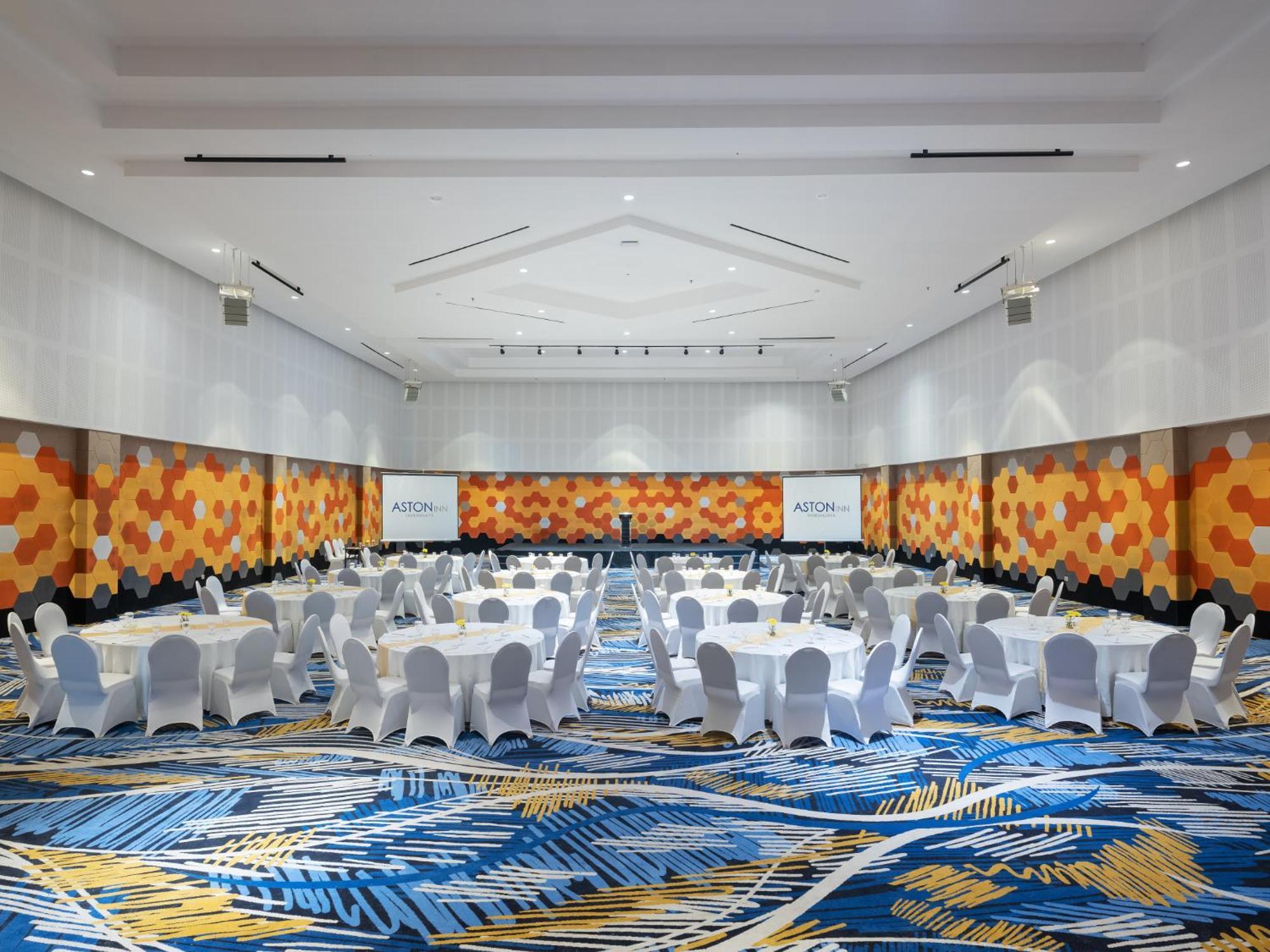 Aston Inn Tasikmalaya Esterno foto